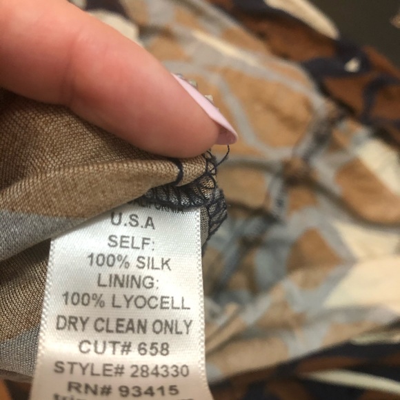 Trina Turk Silk Maxi Dress Size 6 - Picture 5 of 8